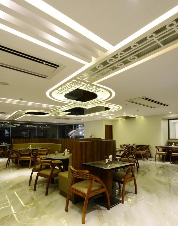 Taj Mahal Hotel Hyderabad Exterior photo